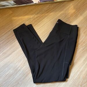 Black GAP Fit Leggings with Pockets – Size Medium gapfit
